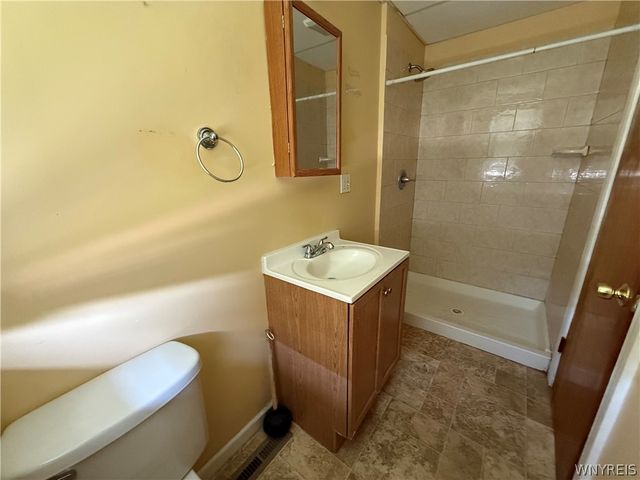 889 Oliver Street, North Tonawanda, NY 14120