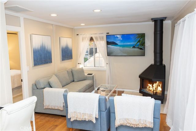 464 Bent Street A, Laguna Beach, CA 92651