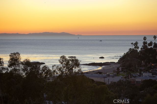 464 Bent Street A, Laguna Beach, CA 92651