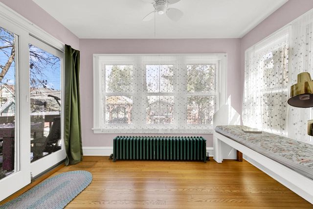 2512 E Edgewood AVENUE, Shorewood, WI 53211