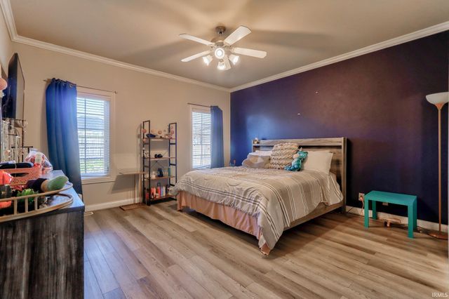 105 Auburn Drive, Newburgh, IN 47630