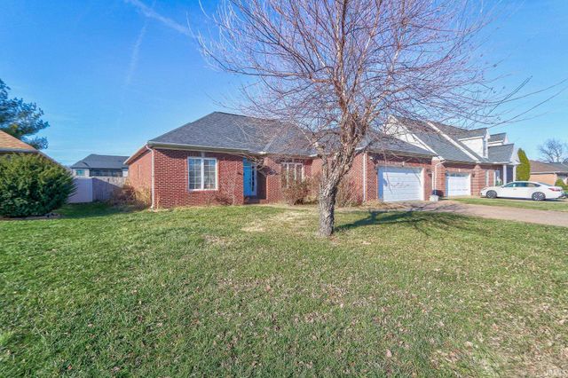 105 Auburn Drive, Newburgh, IN 47630