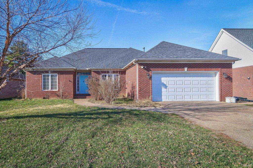 105 Auburn Drive, Newburgh, IN 47630