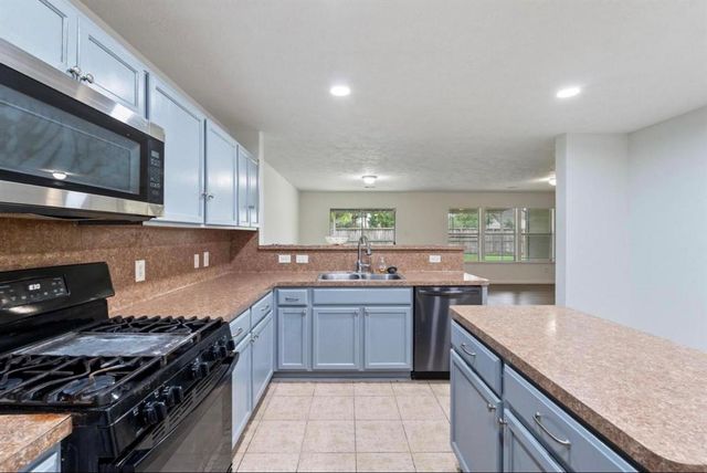 16119 Peach Bluff Lane, Cypress, TX 77429
