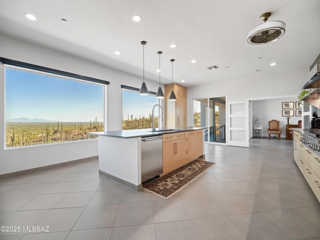 11900 E Ponce De Leon, Tucson, AZ 85749