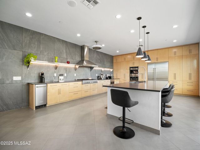 11900 E Ponce De Leon, Tucson, AZ 85749