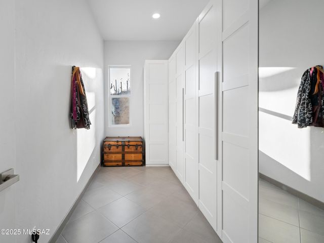 11900 E Ponce De Leon, Tucson, AZ 85749