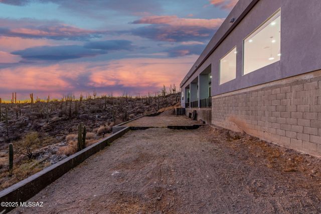 11900 E Ponce De Leon, Tucson, AZ 85749