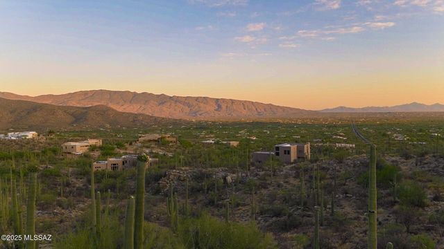 11900 E Ponce De Leon, Tucson, AZ 85749