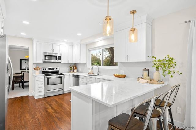 7180 W Fairview Drive, Littleton, CO 80128