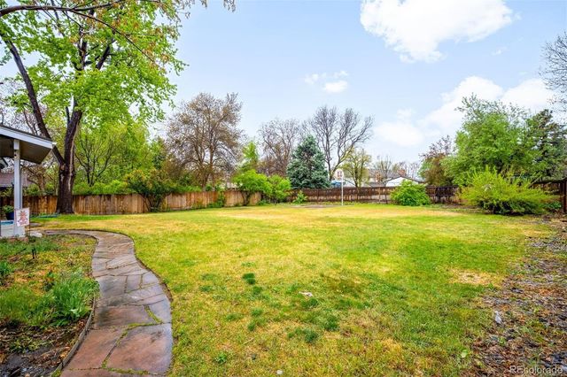 7180 W Fairview Drive, Littleton, CO 80128