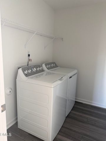 1028 Red Finch Way, Angier, NC 27501