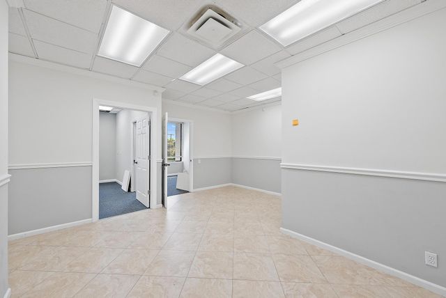 2328 S Congress Avenue 2 B, Palm Springs, FL 33406