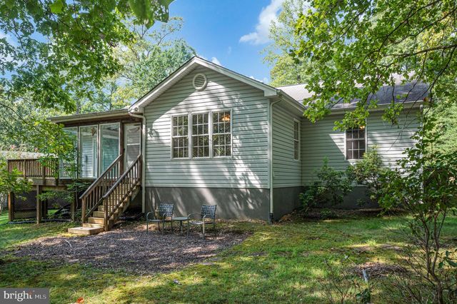 220 CREEKSIDE DR, Locust Grove, VA 22508