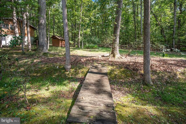 220 CREEKSIDE DR, Locust Grove, VA 22508