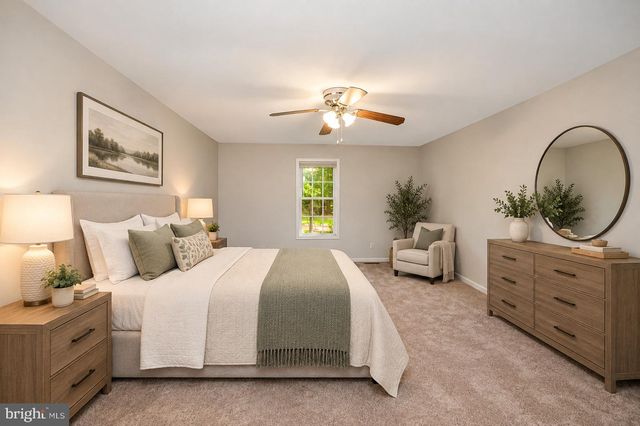 220 CREEKSIDE DR, Locust Grove, VA 22508
