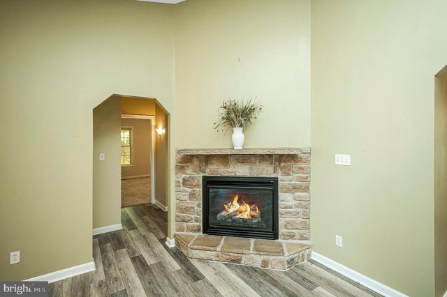 220 CREEKSIDE DR, Locust Grove, VA 22508