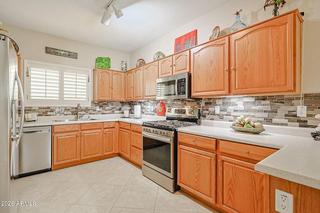 15933 W MAUNA LOA Lane, Surprise, AZ 85379