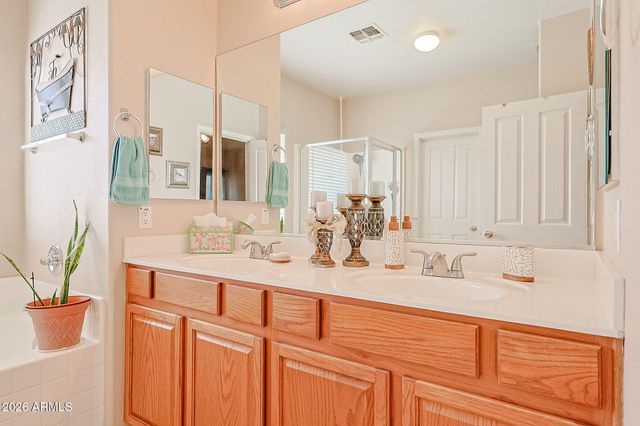 15933 W MAUNA LOA Lane, Surprise, AZ 85379