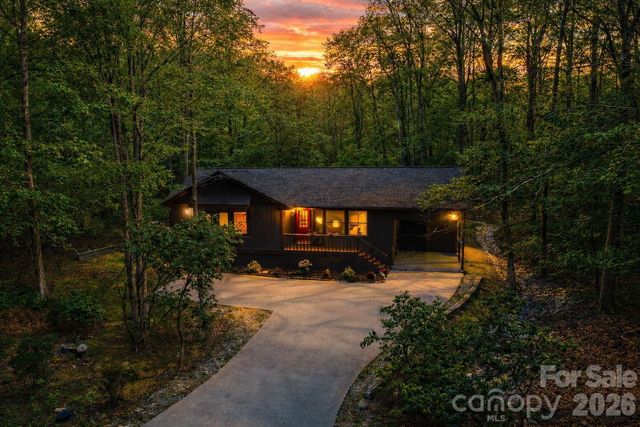417 Soquili Drive, Brevard, NC 28712