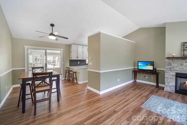 417 Soquili Drive, Brevard, NC 28712