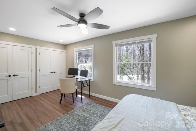 417 Soquili Drive, Brevard, NC 28712