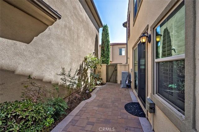 46 Cactus Bloom, Irvine, CA 92618