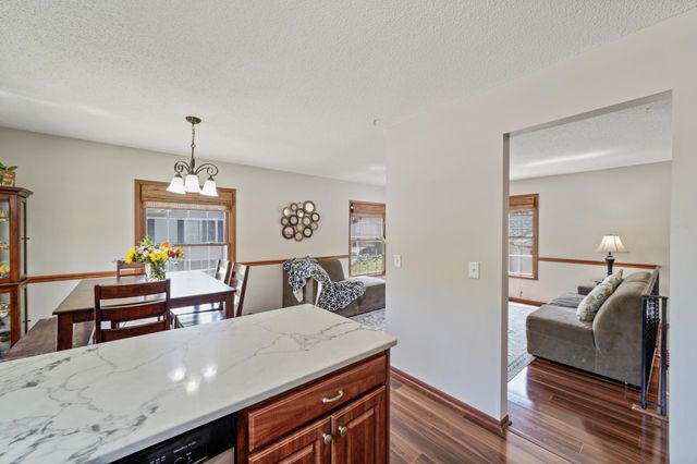 7350 Williams Lane, Eden Prairie, MN 55346