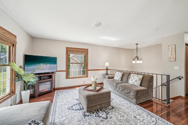 7350 Williams Lane, Eden Prairie, MN 55346