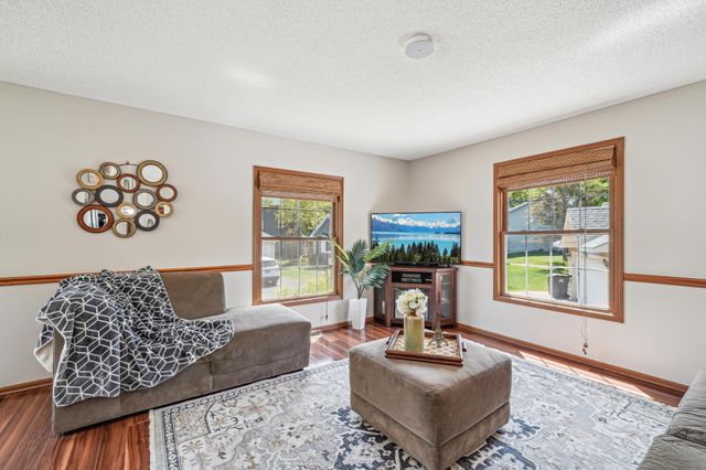 7350 Williams Lane, Eden Prairie, MN 55346