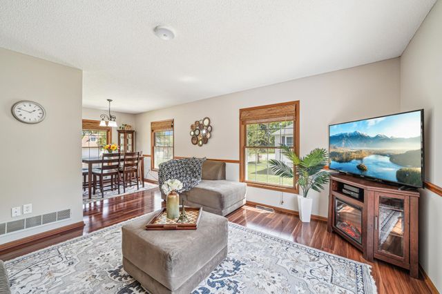 7350 Williams Lane, Eden Prairie, MN 55346