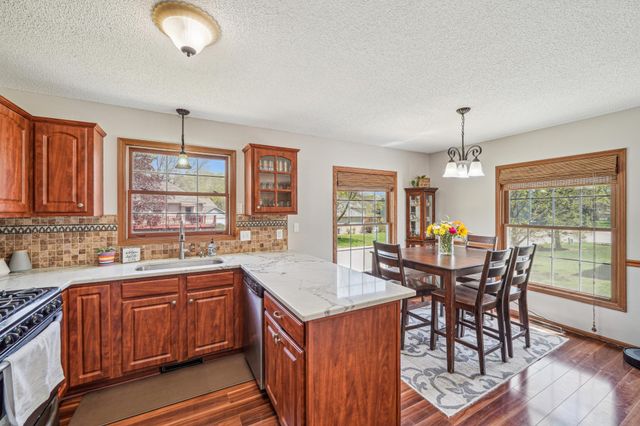 7350 Williams Lane, Eden Prairie, MN 55346