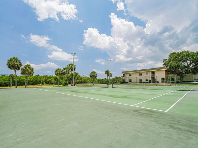 35 Vista Gardens Trail 106, Vero Beach, FL 32962