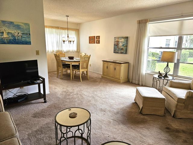 35 Vista Gardens Trail 106, Vero Beach, FL 32962