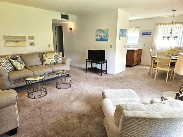 35 Vista Gardens Trail 106, Vero Beach, FL 32962