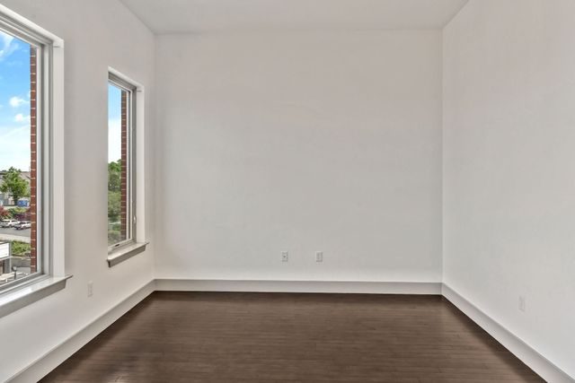 2407 8th Ave S Apt 505, Nashville, TN 37204