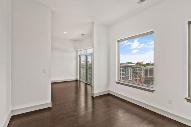 2407 8th Ave S Apt 505, Nashville, TN 37204