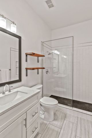 2407 8th Ave S Apt 505, Nashville, TN 37204