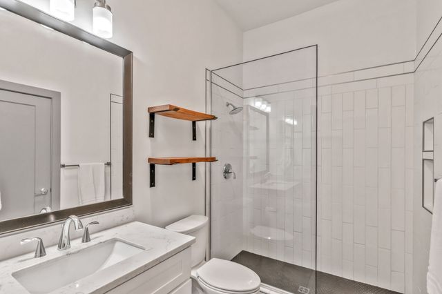 2407 8th Ave S Apt 505, Nashville, TN 37204