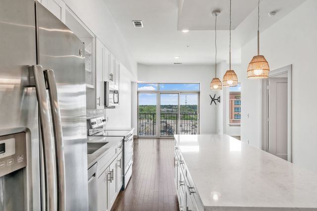 2407 8th Ave S Apt 505, Nashville, TN 37204