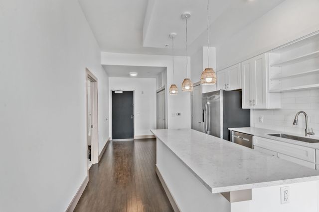 2407 8th Ave S Apt 505, Nashville, TN 37204