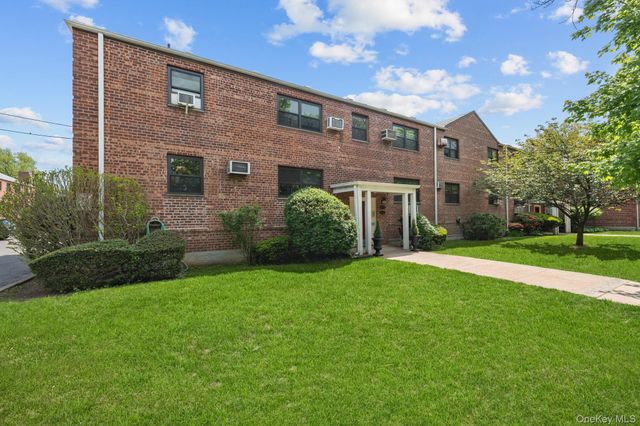81-16 155 050, Howard Beach, NY 11414
