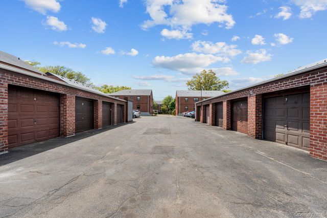 81-16 155 050, Howard Beach, NY 11414