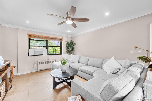 81-16 155 050, Howard Beach, NY 11414