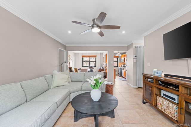 81-16 155 050, Howard Beach, NY 11414