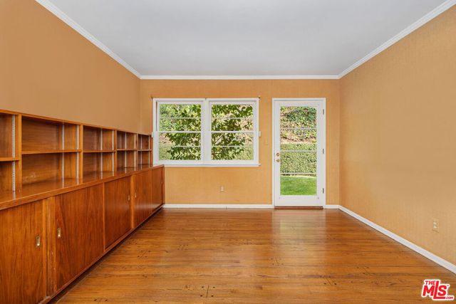 3520 Longridge Avenue, Sherman Oaks, CA 91423