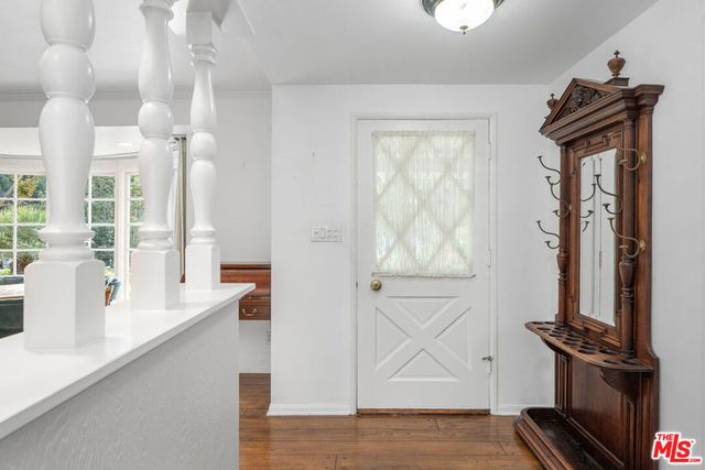 3520 Longridge Avenue, Sherman Oaks, CA 91423