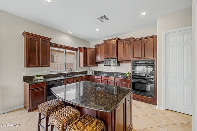 18194 W ESTES Way, Goodyear, AZ 85338