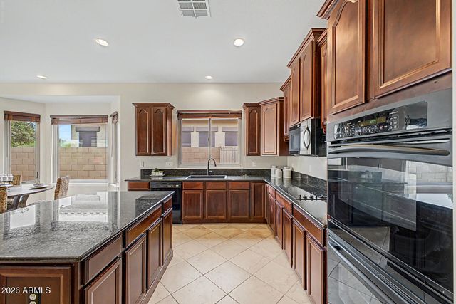 18194 W ESTES Way, Goodyear, AZ 85338