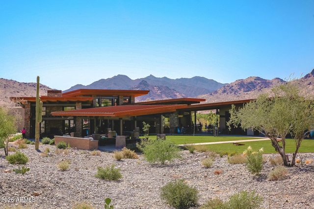 18194 W ESTES Way, Goodyear, AZ 85338
